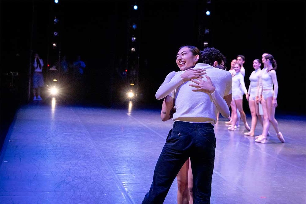 Points-of-Light_SP25_LT_063-1000×667