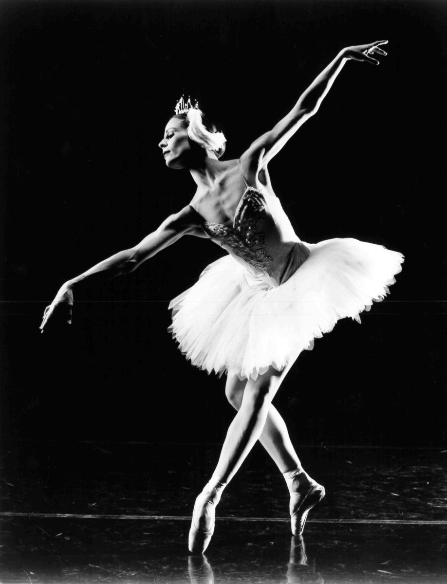 Swan Lake_Deborah Hadley_04_photo by David Cooper 1981